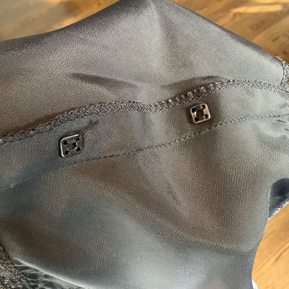 Vintage Black Camisole Lace Trim Satin Remarque Wide Straps Size Large - Picture 7 of 7